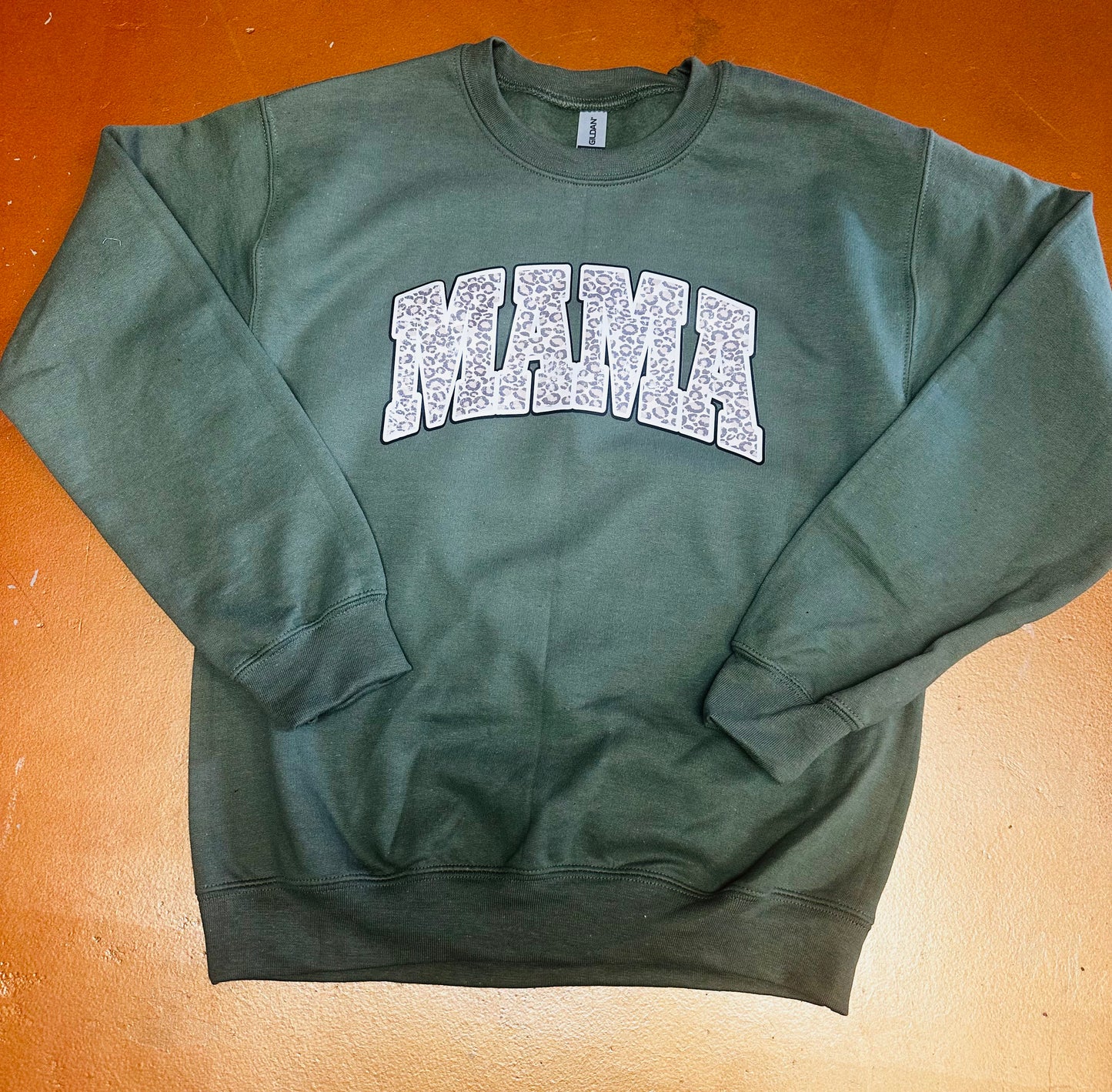 Mama Crewneck